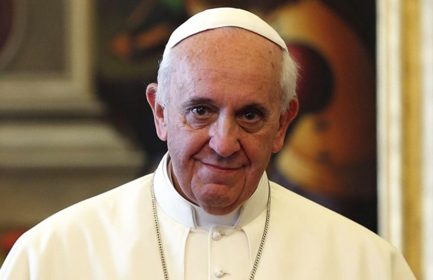 Papa molio za nastavnike