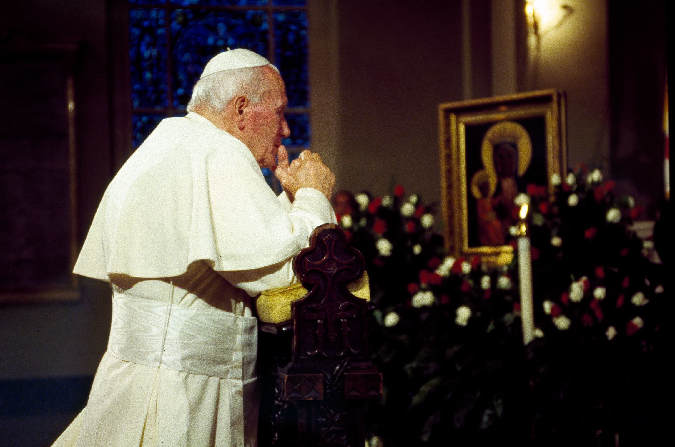 Pope John Paul II during a visit to the Baltimore Basilica 1