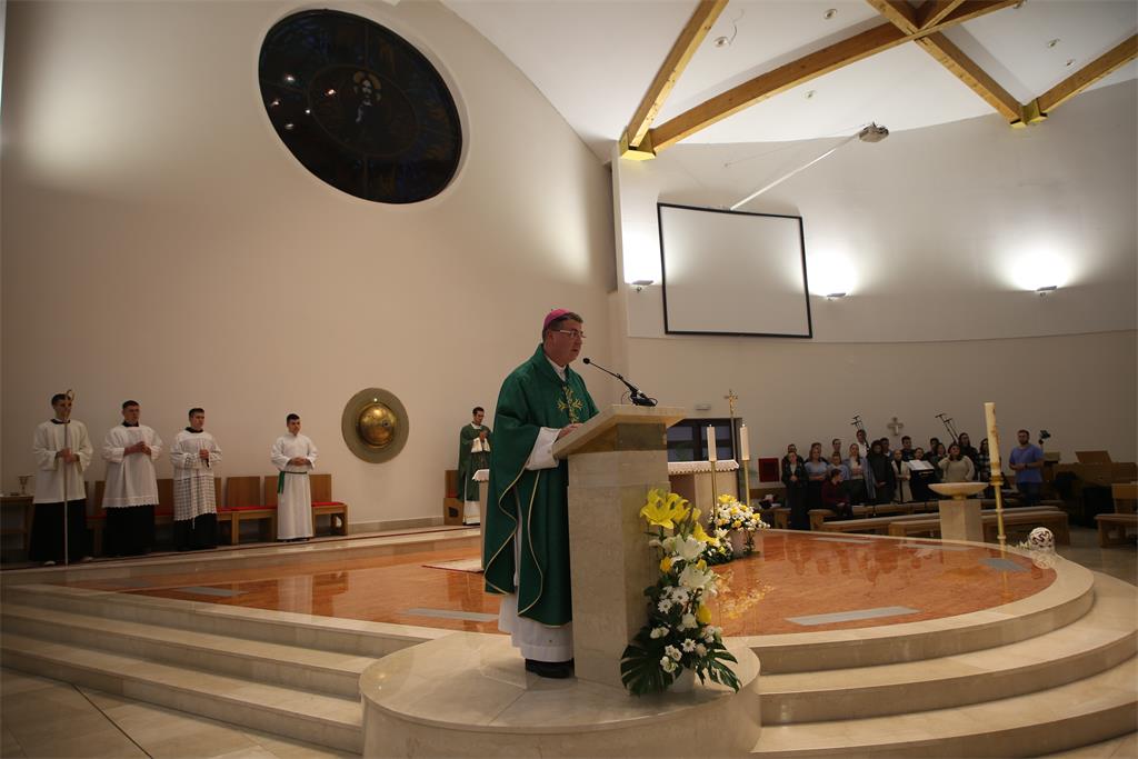 221012 početak KMNL misa u Dubravi 3