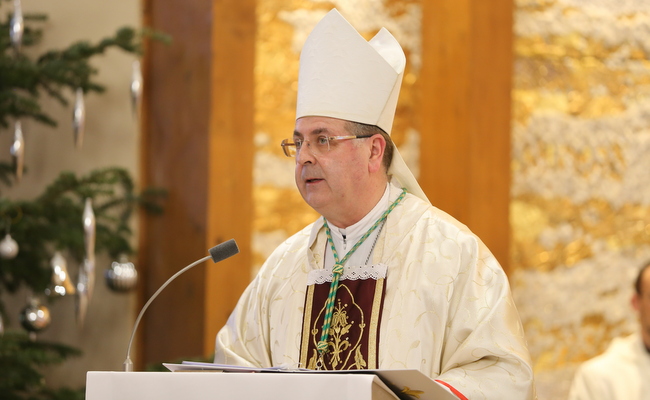Biskup Šaško predvodio misu zadušnicu za preminulog preč. Antuna Sentea st 2