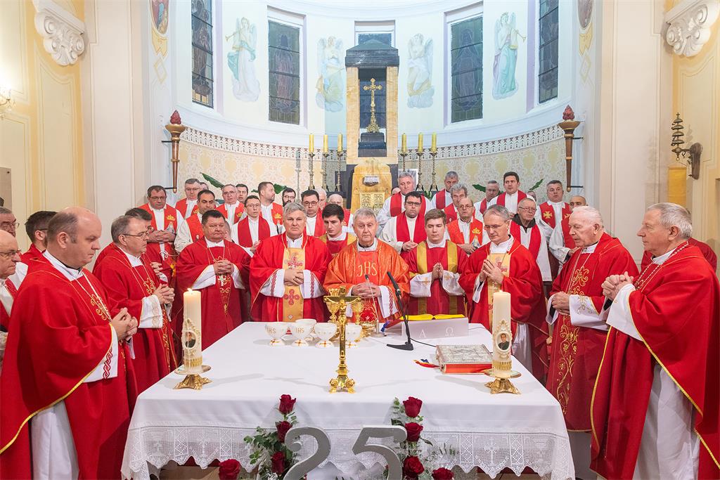 240206 25 godina biskupske službe Mrzljak i Košić 10