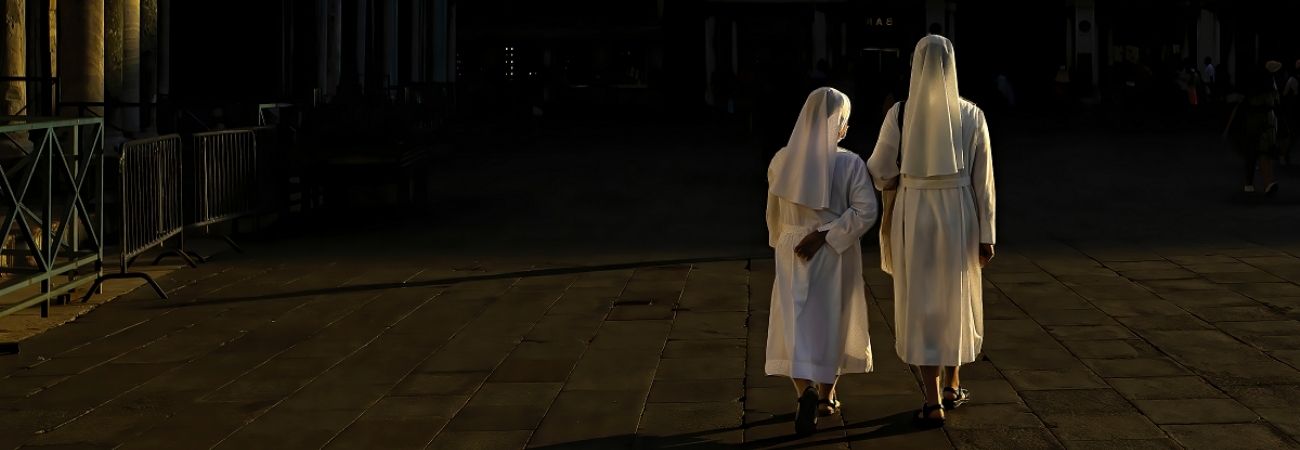 nun white redovnica bijelo featured