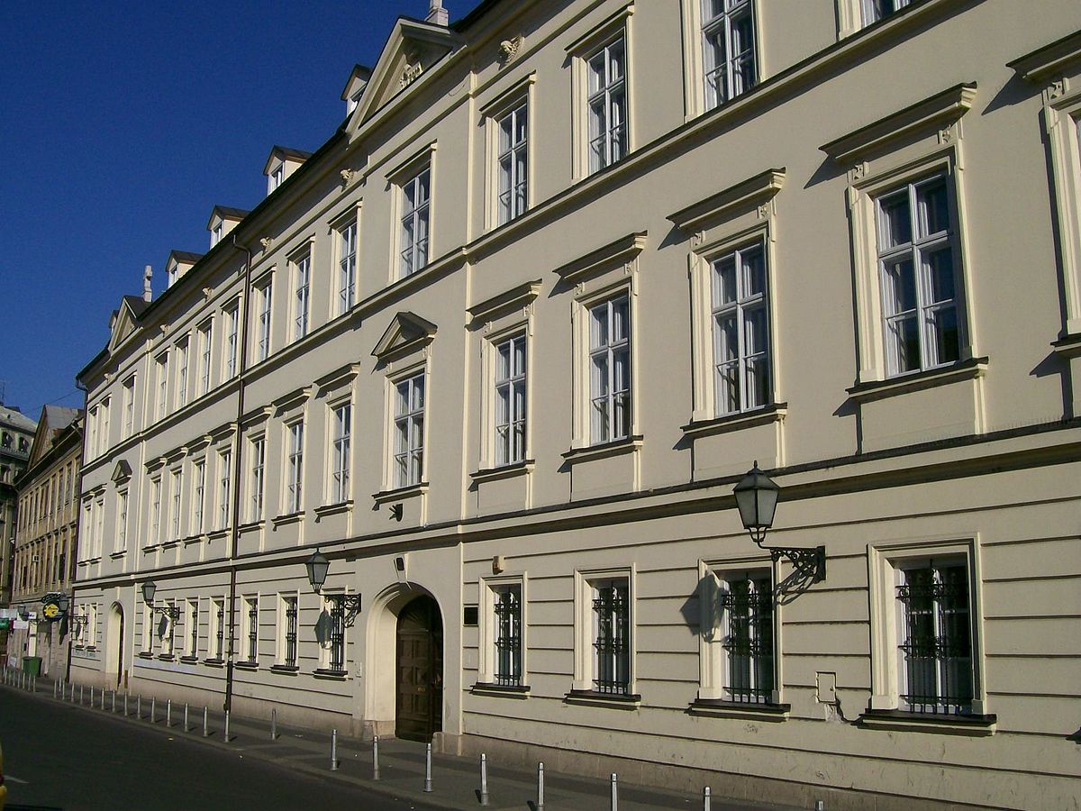 1200px-Katolički_bogoslovni_fakultet_Zagreb.jpg